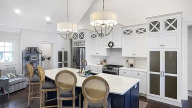 Spectacular sunset views, exceptional craftsmanship, and turnkey - photo 6