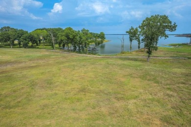 Lake Lot For Sale in Honey Grove, Texas