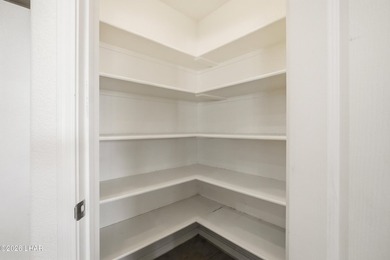 Welcome to 3316 Thundercloud Dr! This spacious 4-bedroom, 3-bath - photo 8