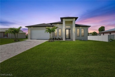Cape Coral Lakes Area Home For Sale in Cape Coral Florida