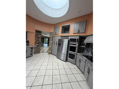 Private setting on 15 acres in this unique stone home with 4 - photo 13