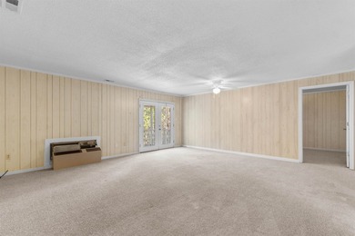 Nestled on almost an acre on a quiet street within the city - photo 16