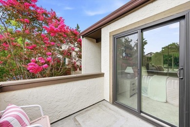 Beautifully updated 3-bedroom, 2.5-bath home in the highly - photo 26