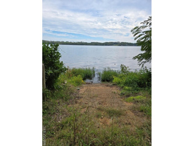 Lake Lot For Sale in Bracey, Virginia