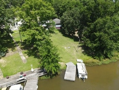 Cheap & Cheerful! This lakefront SW comes furnished with Five - photo 8