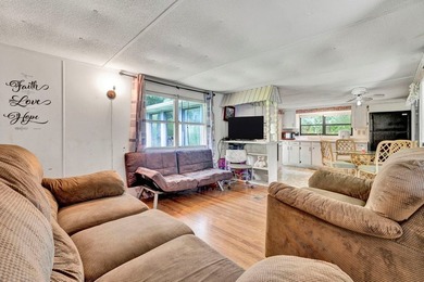 Cheap & Cheerful! This lakefront SW comes furnished with Five - photo 10