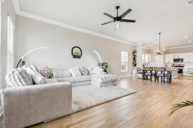 Experience comfort and convenience in this meticulously - photo 11