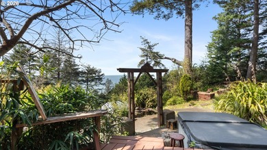 Just south of Port Orford, this exceptional 15-acre ocean-view - photo 11