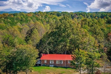 Lake Home For Sale in Cookeville, Tennessee