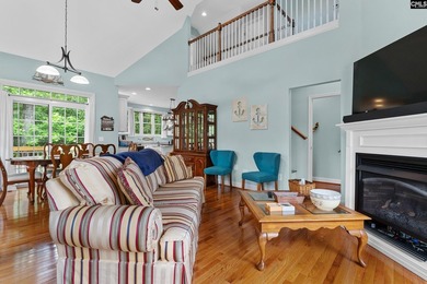 This 4 bedroom 3-1/2 bath two story home is tucked away on Lake - photo 13