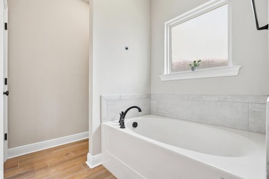 Experience comfort and convenience in this meticulously - photo 21