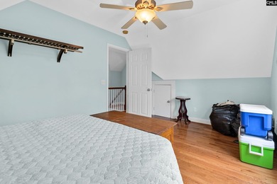 This 4 bedroom 3-1/2 bath two story home is tucked away on Lake - photo 30