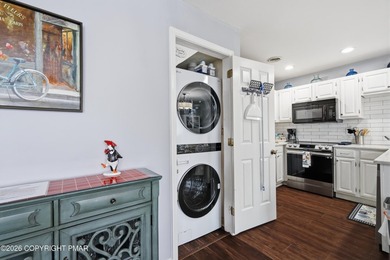 Fully remodeled in 2023, this Lake Harmony home offers modern - photo 8