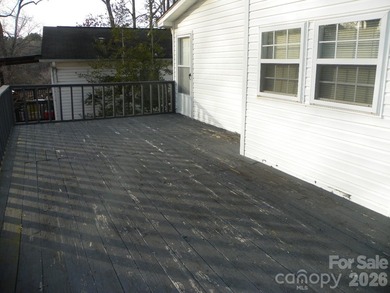 Must see this adorable Park model with full room addition - photo 4