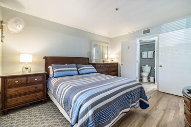 Welcome to this beautifully updated top-floor end-unit 1-bedroom - photo 19
