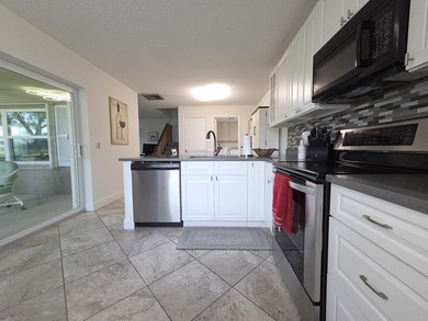 One of Palm City's Sunset Trace community gem's! Recent updates - photo 4