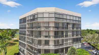 (private lake, pond, creek) Condo For Sale in Lake Worth Florida