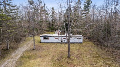 Great income-producing opportunity! This 3-bedroom, 1-bath home - photo 2
