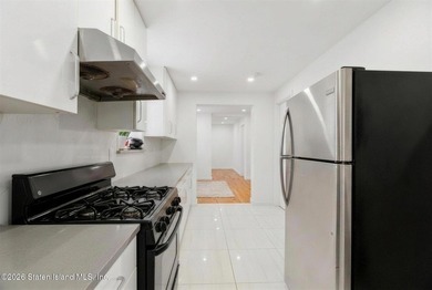 Come and check this amazing 3 Family Home in Excellent Condition - photo 25