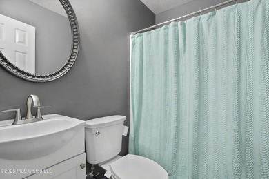 Beautiful and move-in ready 3 bedroom 2 bath brick home in Ocean - photo 26