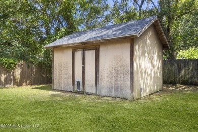 Beautiful and move-in ready 3 bedroom 2 bath brick home in Ocean - photo 31
