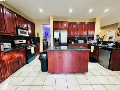 Your Dream Home.4 bedrooms 2.5 Baths, Escape the Busy City Life - photo 4