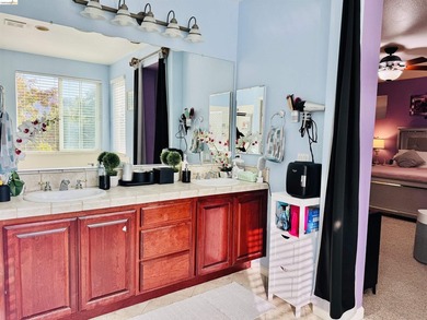 Your Dream Home.4 bedrooms 2.5 Baths, Escape the Busy City Life - photo 10