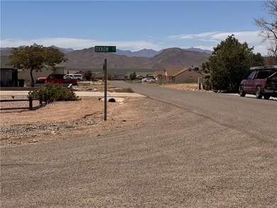 Golf course views, corner lot, mountain views, and Valle Vista - photo 6