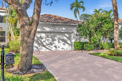 (private lake, pond, creek) Home For Sale in Boca Raton Florida