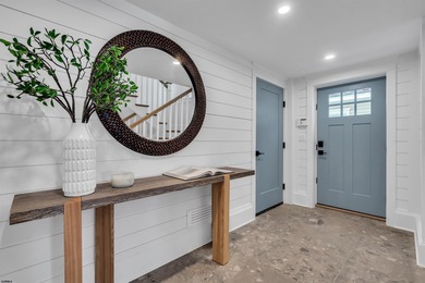 This stunning duplex, located in the desirable Ocean City, NJ