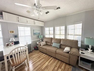 This charming 1.0 bed 1.0 bath Park Model home is located within - photo 3