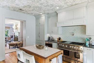 Tucked away on one of Charleston's most coveted hidden alleys, 4 - photo 22