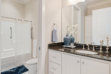 Bright, open, and beautifully designed, this coastal-inspired - photo 44