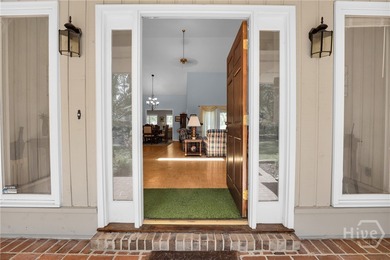 Perfectly positioned along the Marshwood golf course and just a - photo 5