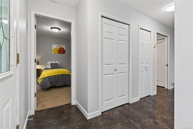 Quiet, Updated & Move-In Ready -- Comfortable Patio Home Living - photo 9