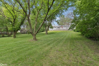 Welcome home to this well-maintained 3-bedroom ranch in a - photo 6