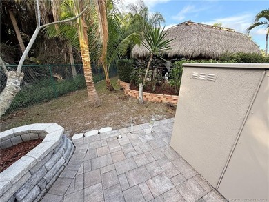 An exceptional opportunity to create your own private retreat in - photo 12