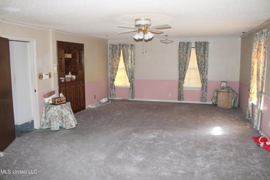 6,451 sf 3 bedroom, 3 bath home situated on 5.4 acres of land - photo 20