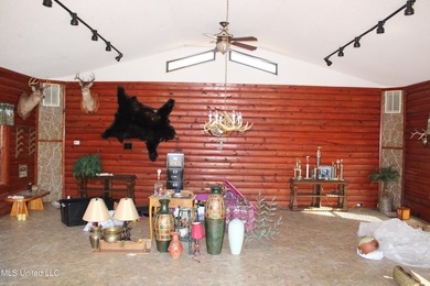 6,451 sf 3 bedroom, 3 bath home situated on 5.4 acres of land - photo 44
