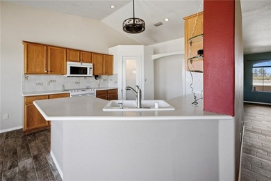 Welcome to this beautifully designed 3-bedroom, 2-bath home - photo 7