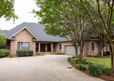 Beautiful Lake House Retreat - photo 2
