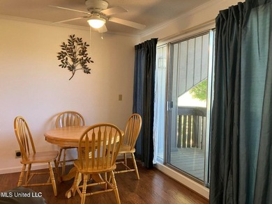 GREAT INVESTMENT PROPERTY. Nicely updated, on a quiet cul-de-sac - photo 5