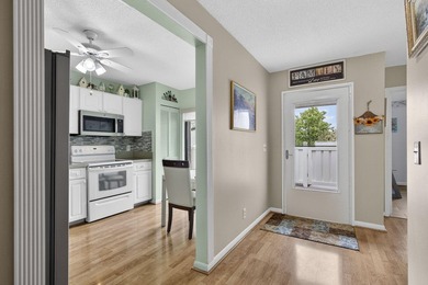 Welcome to The Arbours, a desirable 55+ community offering a - photo 10