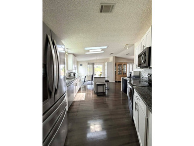 2 Bedrooms + Den | 2 Bathrooms | 1,568 Sq. Ft. | $129,900 Four - photo 10