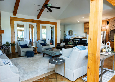 Beautiful Lake House Retreat - photo 4