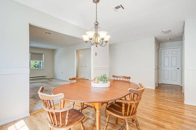 Bright and well maintained Huntington Model offers spacious easy - photo 11