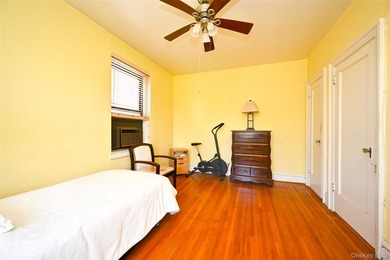 Welcome to this spacious 1-bedroom co-op in Forest Hills, Queens - photo 12