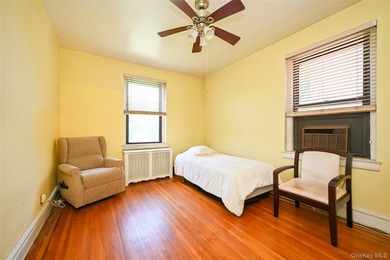 Welcome to this spacious 1-bedroom co-op in Forest Hills, Queens - photo 13