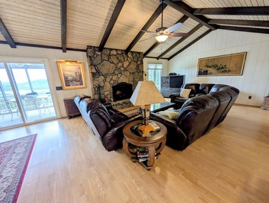 TABLE ROCK LAKE OUTSTANDING VIEWS from lovely 3BR/3BA home, 2 - photo 15