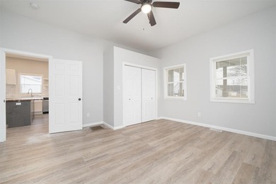 Enjoy the lifestyle in this updated 1,260 sq ft one-level home - photo 21